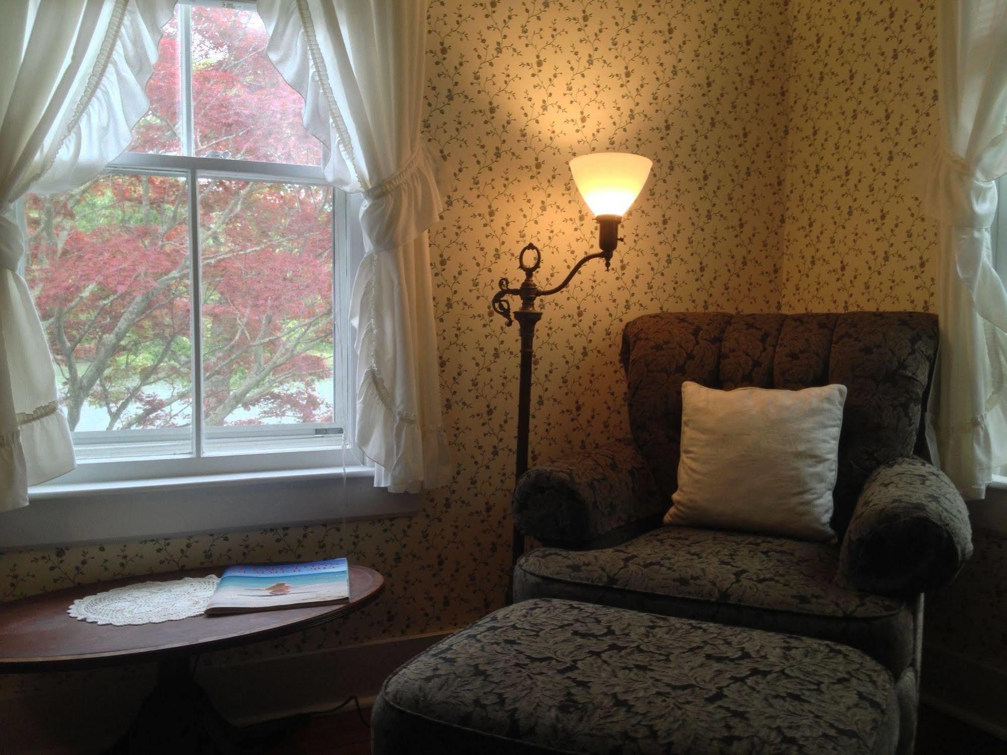 House On Chase Creek Bed & Breakfast Shelter Island Heights Luaran gambar